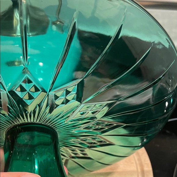 Anchor Hocking Vintage emerald Glass Cake Stand with Dome - Picture 3 of 4